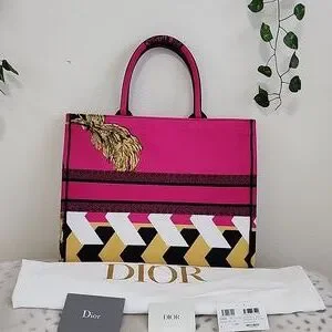 Dior★Dior Medium Embossed Book Tote Pink Pre-owned Dior Medium Embossed Book Tote In Pink | ModeSens